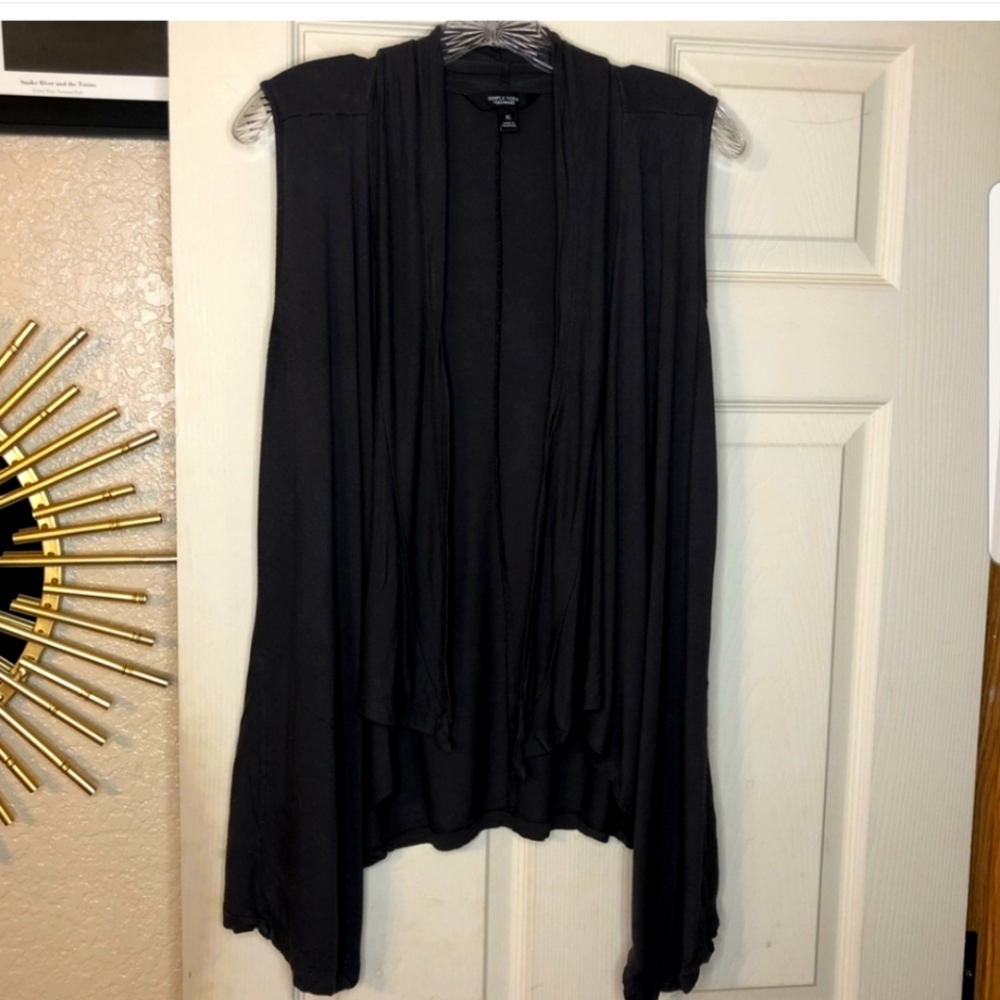 Simply Vera Wang vest with pockets